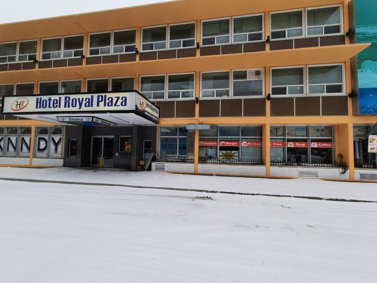 Hotel Royal Plaza Winnipeg Extérieur photo